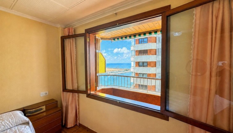 Jälleenmyynti - Asunto - Torrevieja - Acequion