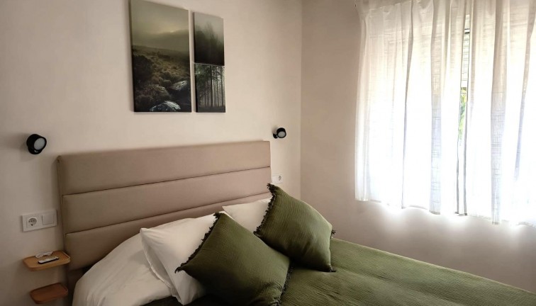 Jälleenmyynti - Bungalow - Orihuela Costa - Cabo Roig