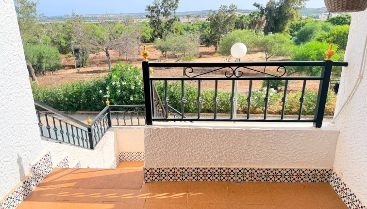Reventa - Apartamento / piso - Entre Naranjos - Vistabella Golf