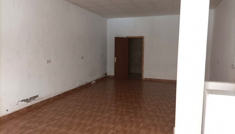 Reventa - - COMMERCIAL PREMISES - Torrevieja