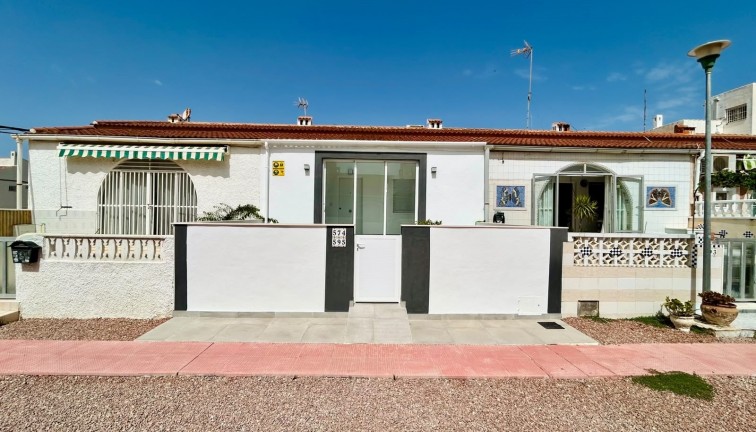 Jälleenmyynti - Bungalow - La Siesta - El Salado - Torreta - La Siesta