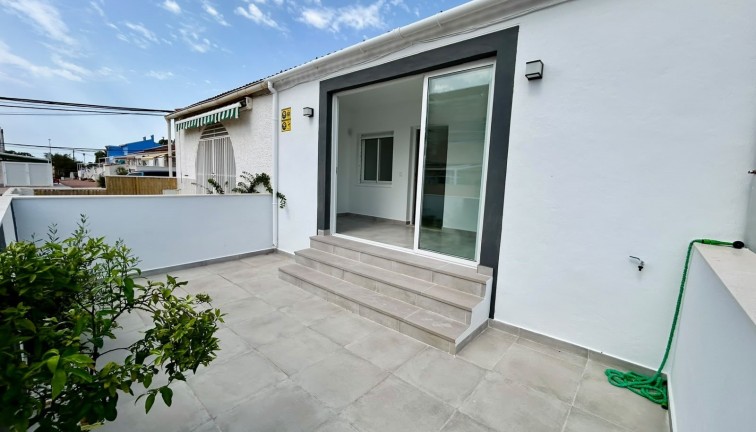 Jälleenmyynti - Bungalow - La Siesta - El Salado - Torreta - La Siesta