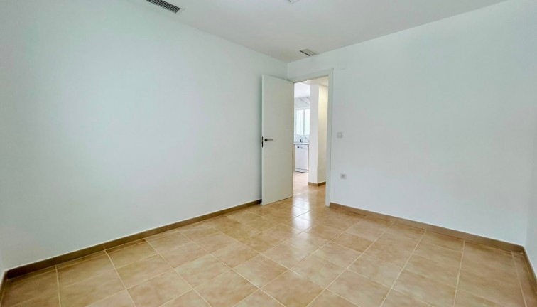 Jälleenmyynti - Bungalow - La Siesta - El Salado - Torreta - La Siesta