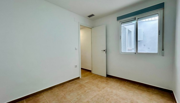 Jälleenmyynti - Bungalow - La Siesta - El Salado - Torreta - La Siesta