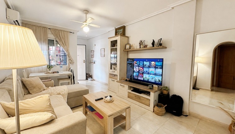 Resale - Bungalow - Torrevieja - Los Altos