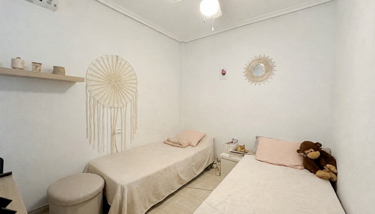 Resale - Bungalow - Torrevieja - Los Altos