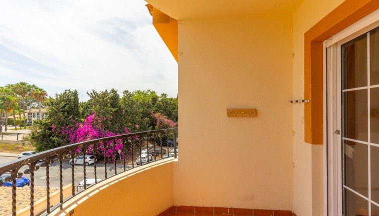 Resale - Apartment - Orihuela - Villamartín