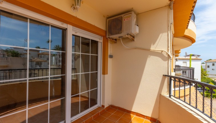 Resale - Apartment - Orihuela - Villamartín