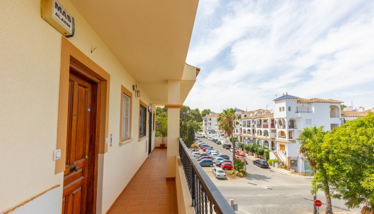 Resale - Apartment - Orihuela - Villamartín