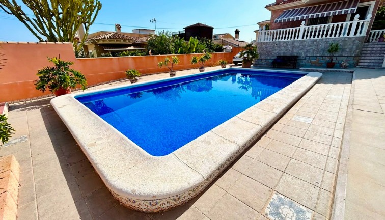 Jälleenmyynti - Erillistalo - Orihuela - Los Balcones