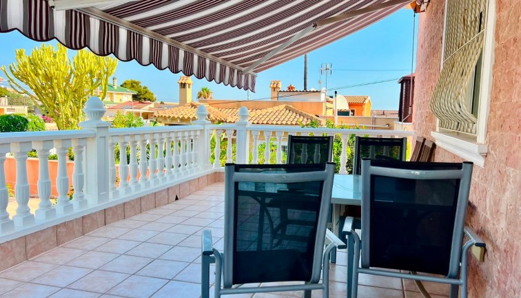 Jälleenmyynti - Erillistalo - Orihuela - Los Balcones