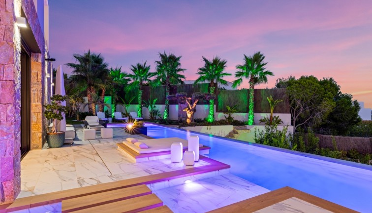 Resale - Chalet - Las Colinas