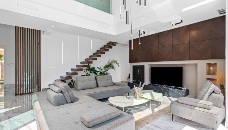 Resale - Chalet - Las Colinas