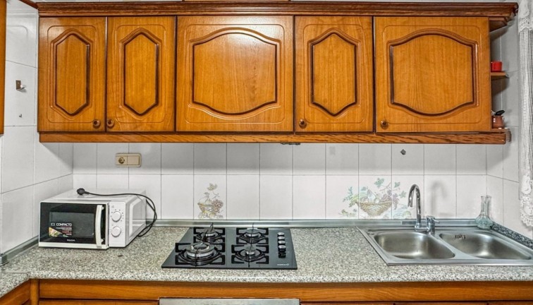 Resale - Apartment - Torrevieja - Playa de los Locos
