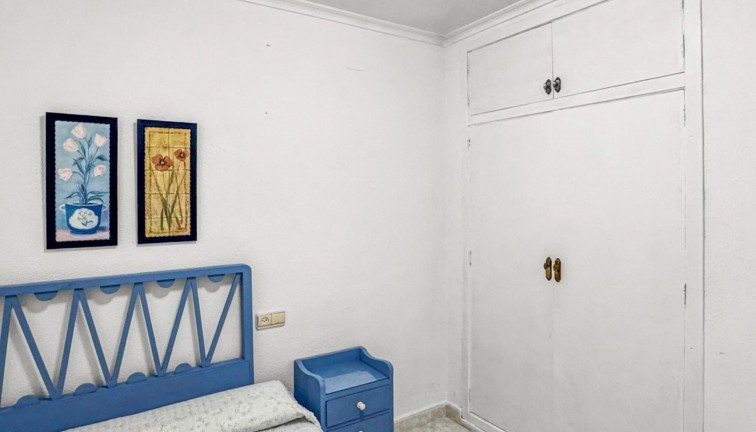 Resale - Apartment - Torrevieja - Playa de los Locos