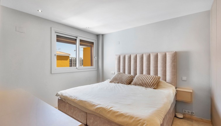 Resale - Apartment - Torrevieja - Punta Prima