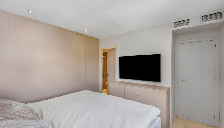 Resale - Apartment - Torrevieja - Punta Prima