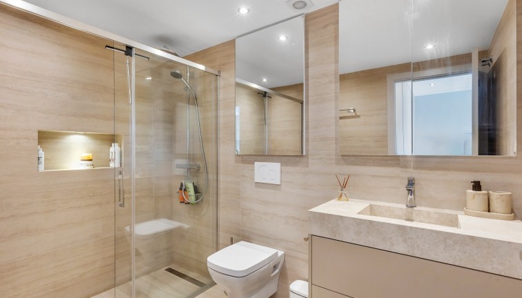 Resale - Apartment - Torrevieja - Punta Prima