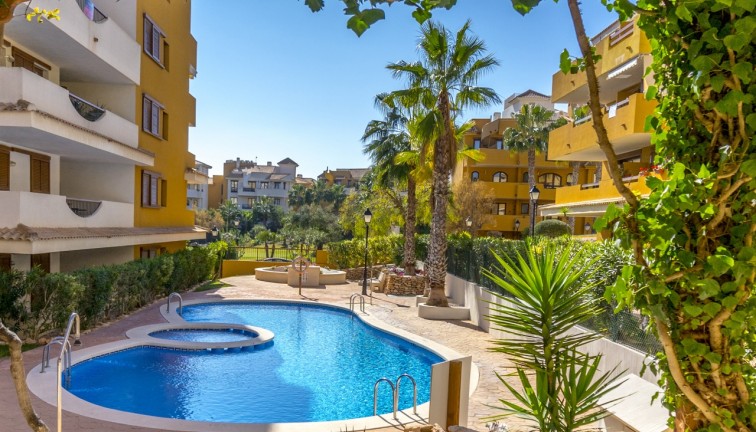 Resale - Apartment - Torrevieja - Punta Prima