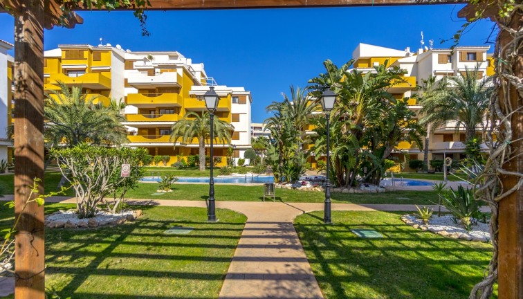 Resale - Apartment - Torrevieja - Punta Prima