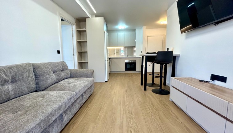 Återförsäljning - Lägenhet - Torrevieja - Punta Prima
