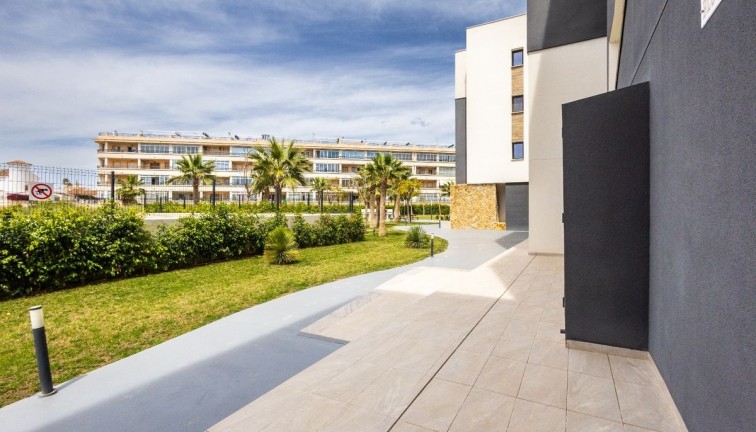 Resale - Apartment - Top Floor Apartment - Playa Flamenca