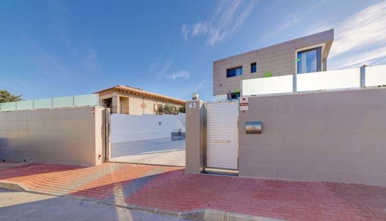 Jälleenmyynti - Erillistalo - Los balcones - Los Balcones