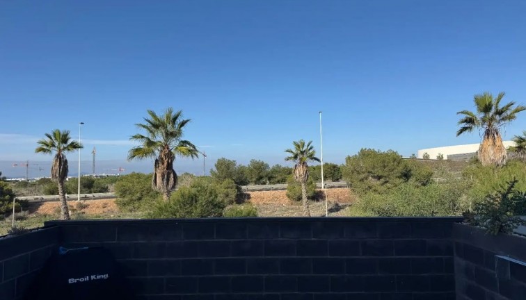 Jälleenmyynti - Paritalo/Rivitalo - Torrevieja - Aguas Nuevas
