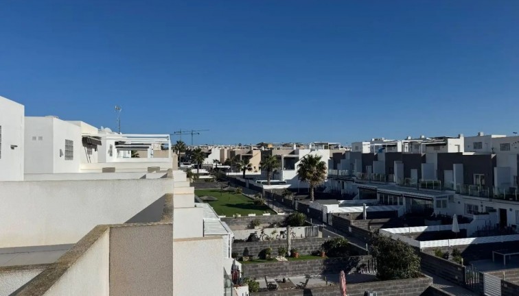Jälleenmyynti - Paritalo/Rivitalo - Torrevieja - Aguas Nuevas