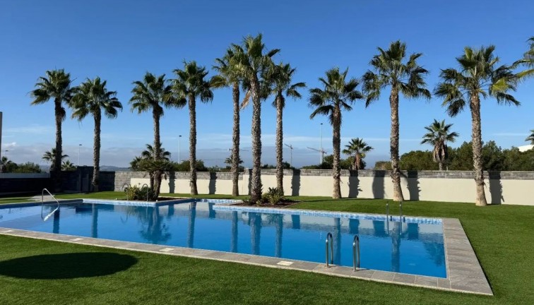 Jälleenmyynti - Paritalo/Rivitalo - Torrevieja - Aguas Nuevas