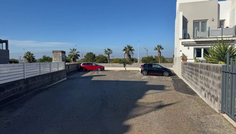 Jälleenmyynti - Paritalo/Rivitalo - Torrevieja - Aguas Nuevas
