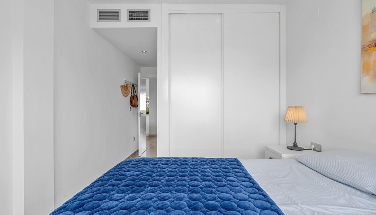 Jälleenmyynti - Bungalow - Orihuela Costa - Punta Prima