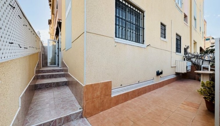 Reventa - Apartamento / piso - La Mata - LA MATA