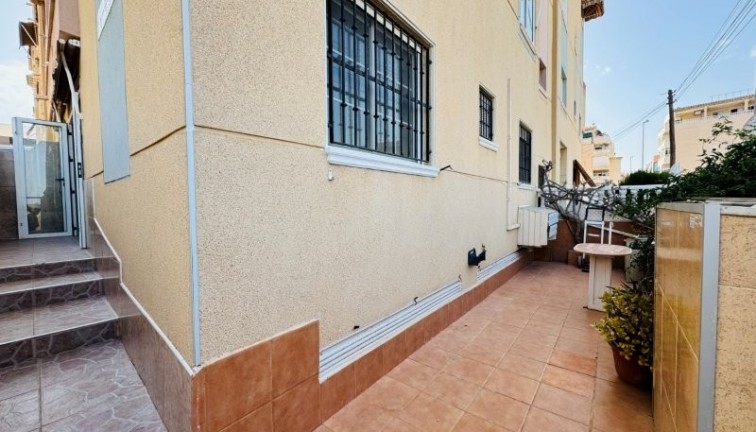 Reventa - Apartamento / piso - La Mata - LA MATA