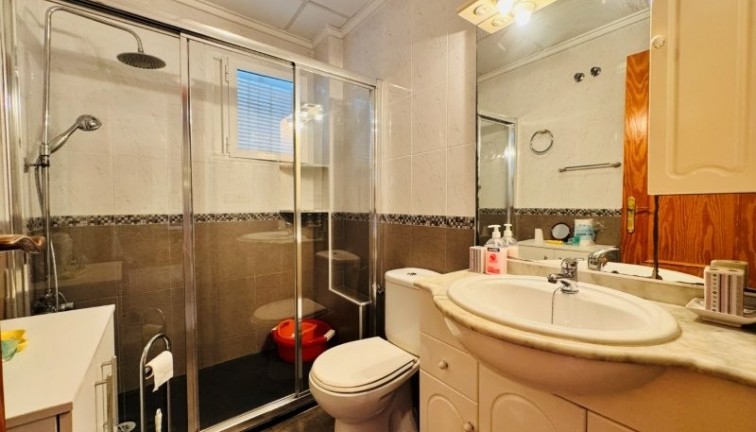 Reventa - Apartamento / piso - La Mata - LA MATA