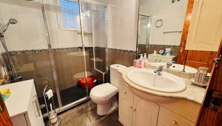 Reventa - Apartamento / piso - La Mata - LA MATA