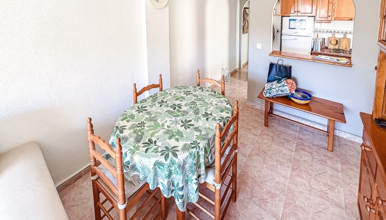 Jälleenmyynti - Asunto - Torrevieja