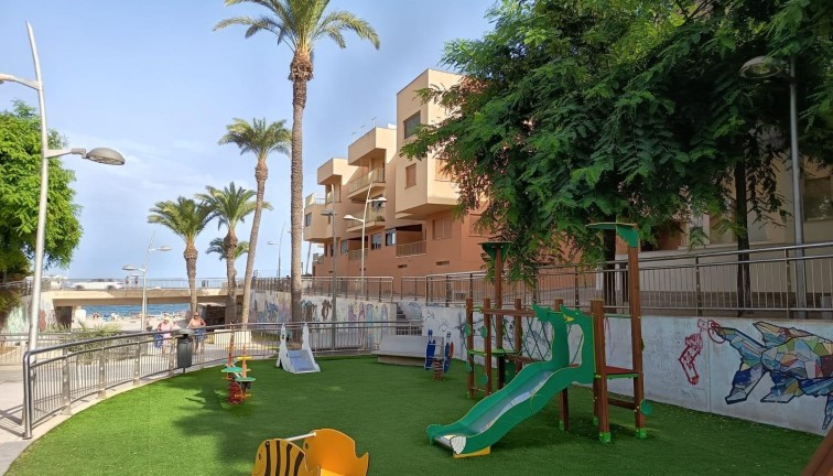 Återförsäljning -  Bostad - Översta våningen  - Pilar de la Horadada - Playa torre de la horadada