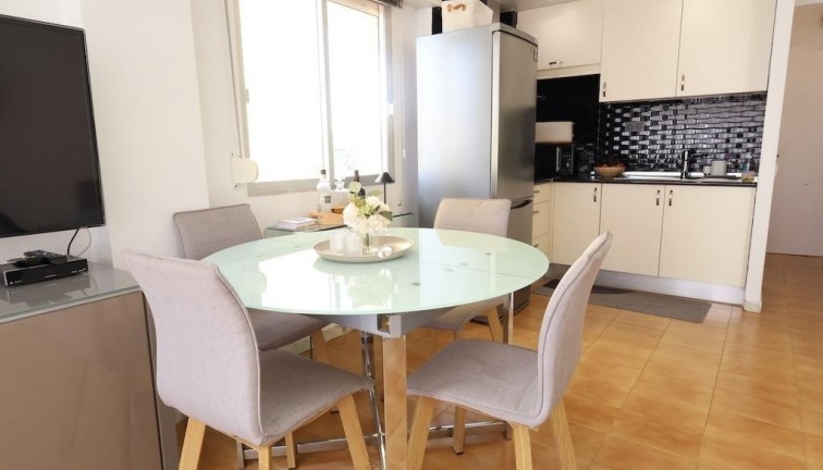 Resale - Apartment - Torrevieja - La veleta