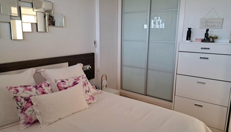 Resale - Apartment - Torrevieja - La veleta