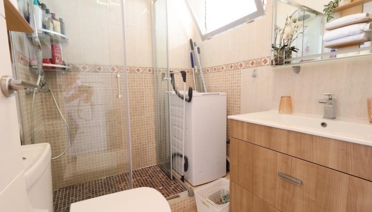 Resale - Apartment - Torrevieja - La veleta