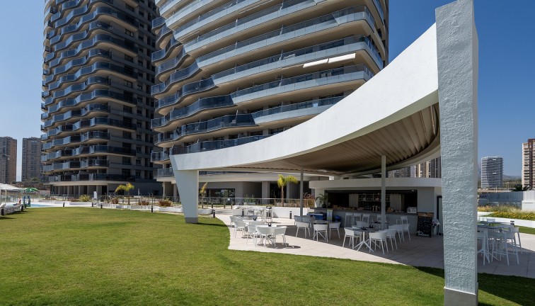 Uudistuotanto - Asunto - Benidorm