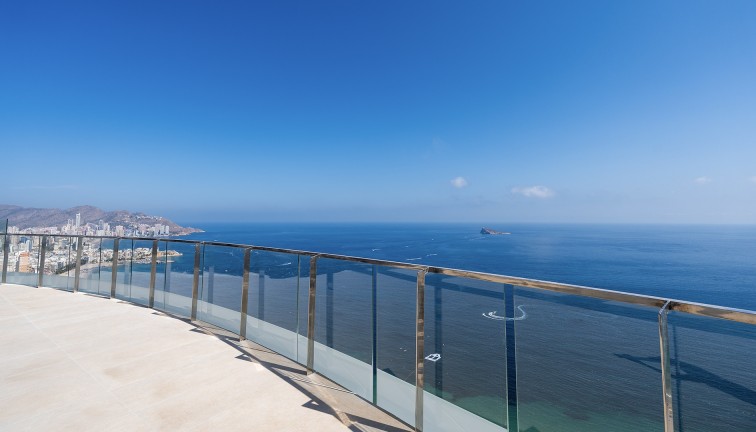 Uudistuotanto - Asunto - Benidorm