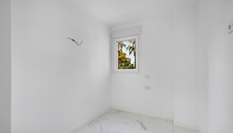 Jälleenmyynti - Asunto - Torrevieja - Punta Prima