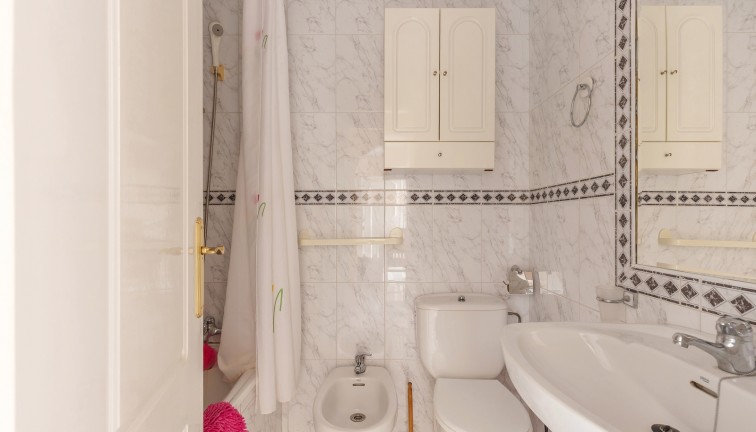 Resale - Apartment - Torrevieja - Rocio del Mar