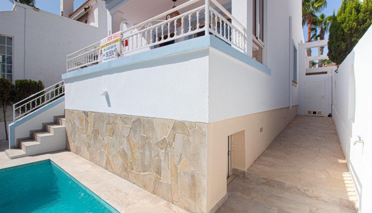 Jälleenmyynti - Erillistalo - Orihuela Costa - Villamartín