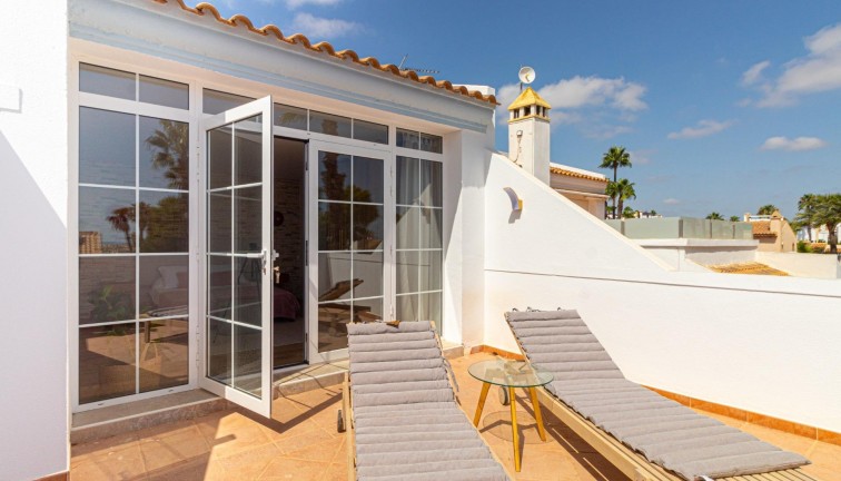Jälleenmyynti - Erillistalo - Orihuela Costa - Villamartín
