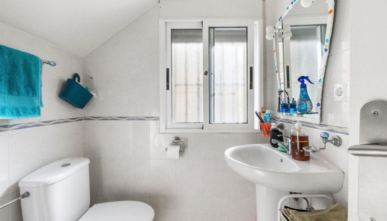 Resale - Chalet - Orihuela Costa - Villamartín