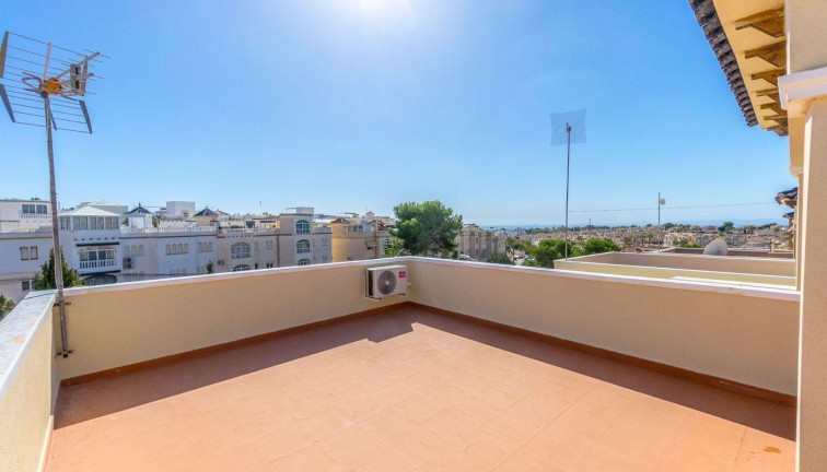 Resale - Chalet - Orihuela Costa - Villamartín