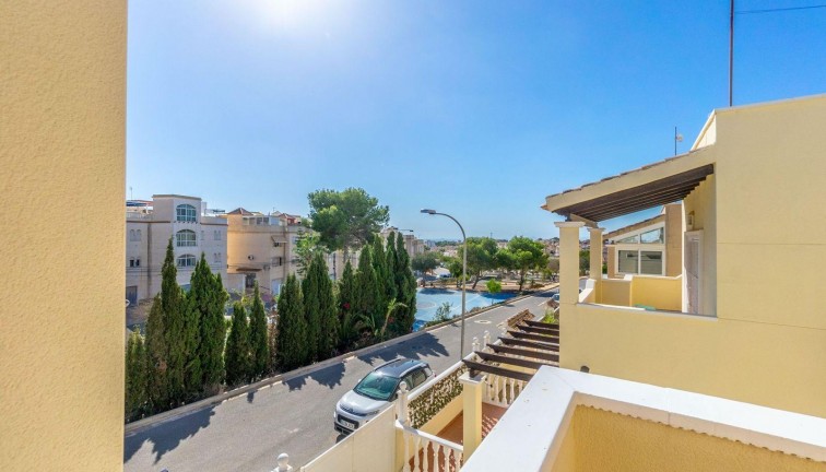 Resale - Chalet - Orihuela Costa - Villamartín